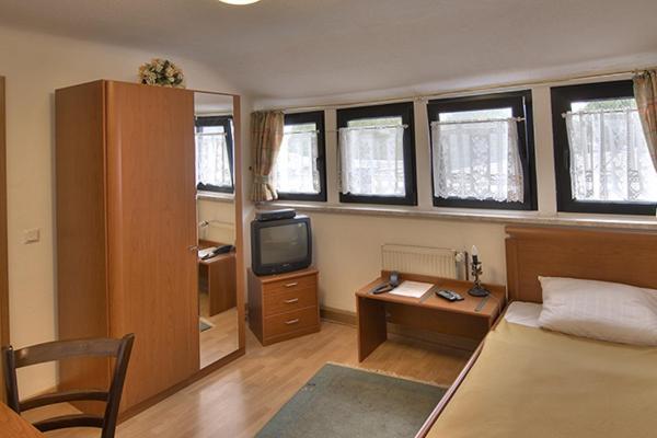 Hotel Am Markt Kleinblittersdorf Εξωτερικό φωτογραφία